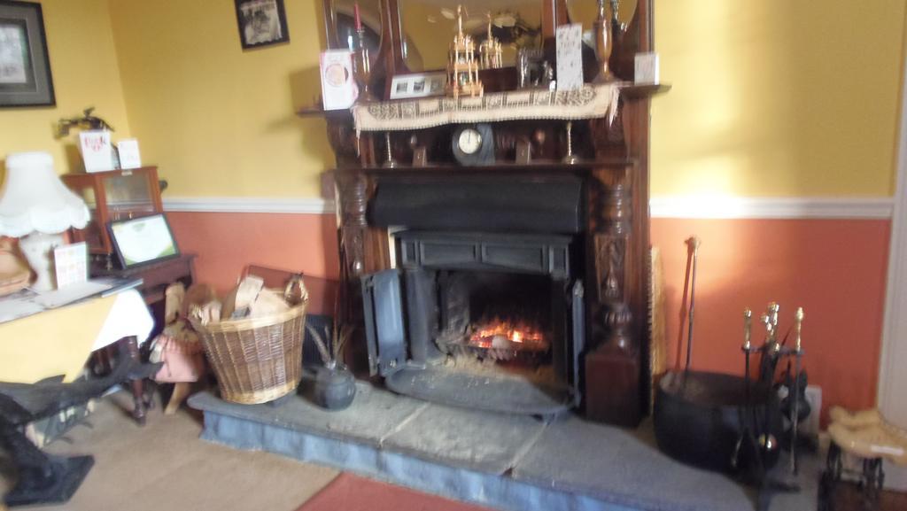 Caheroyn House Bed & Breakfast Athenry Room photo