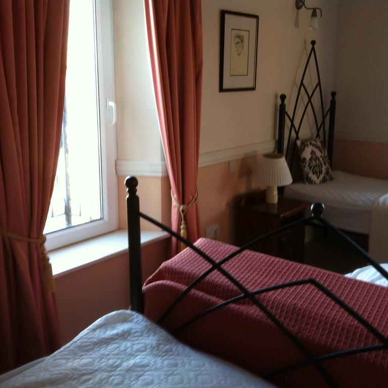 Caheroyn House Bed & Breakfast Athenry Room photo